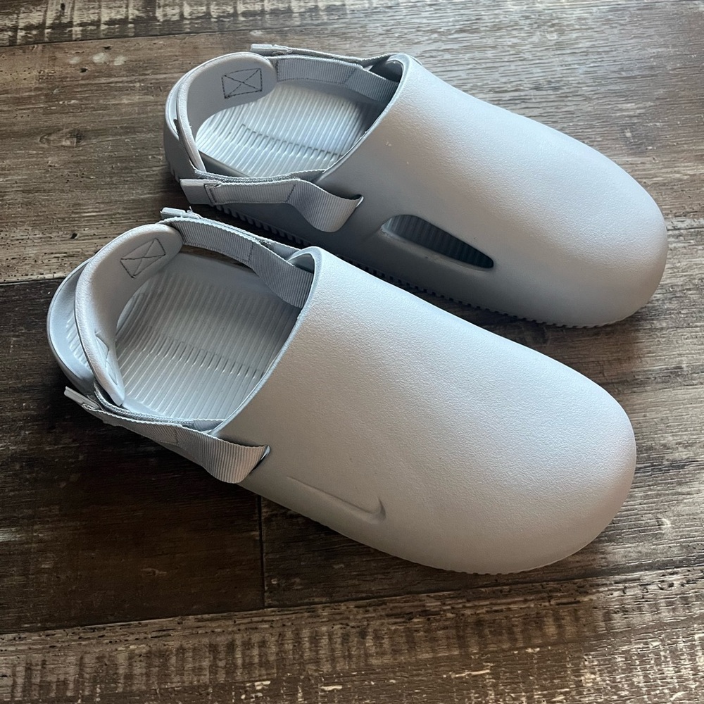 Men’s Gray Slip-On Shoes